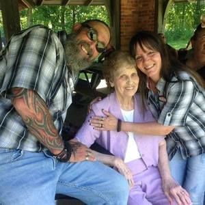 Meet your Posher, Christina